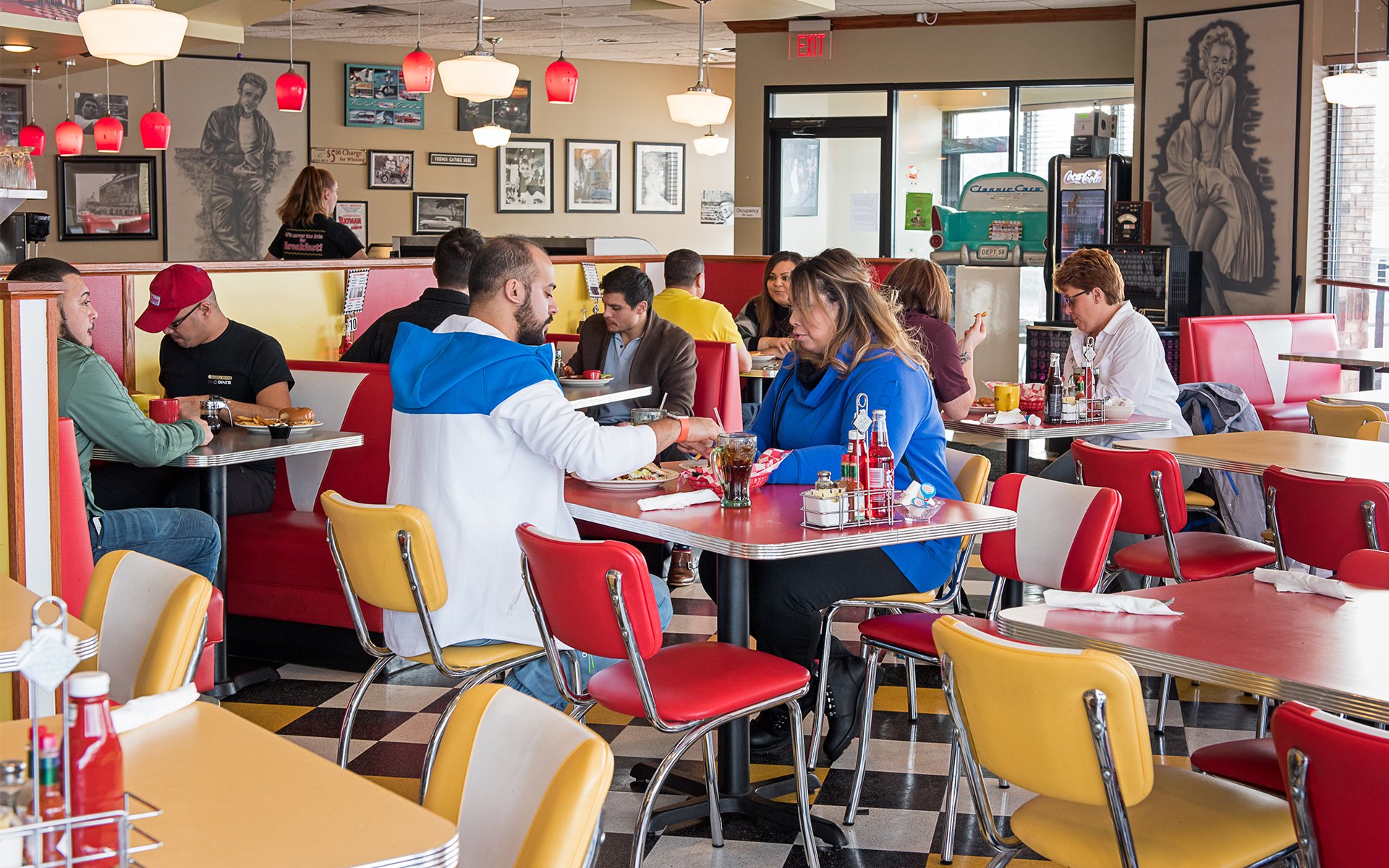 Inside Ze's Diner Woodbury