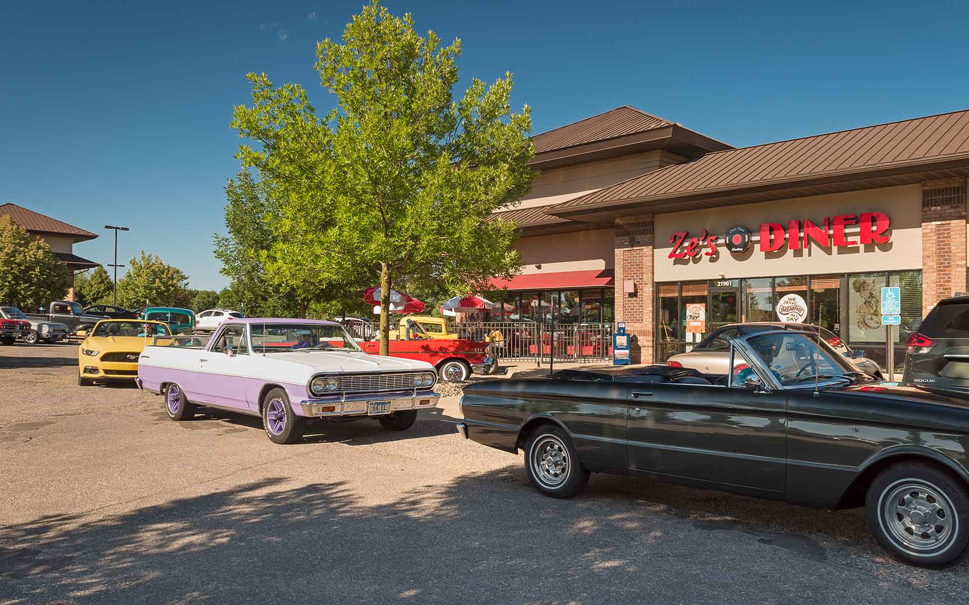 ze's diner cars